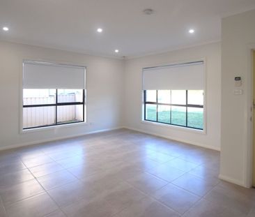 Spacious Family Home! - Photo 1