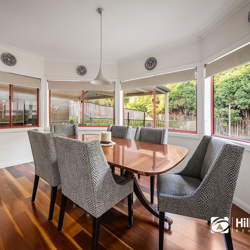 LUXURY LIVING - Photo 1