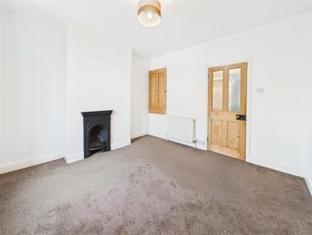 3 bedroom End of terrace house to rent - Photo 3