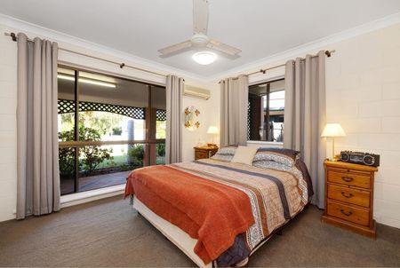 9 Vesterman Court, Bushland Beach QLD 4818 - House For Rent | Domain - Photo 5