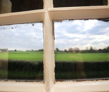 2 bedroom semi-detached house to rent - Photo 5