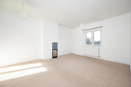 3 bedroom detached house to rent - Photo 2