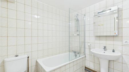 LOCATION STUDIO MEUBLE PONT A MOUSSON AVEC TERRASSE - Photo 3