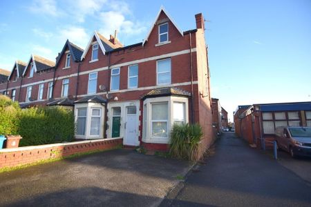 1 bedroom flat to rent - Photo 4