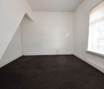 3 Bedroom Terraced House - Photo 1