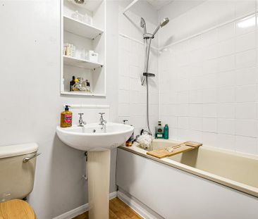 1 bedroom maisonette to rent - Photo 2