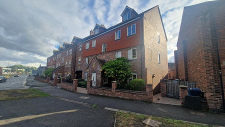 1 bedroom flat to rent - Photo 2