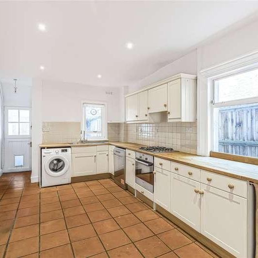 De Morgan Road, Fulham, SW6 - Photo 1