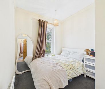 3 bedroom apartment to rent - Photo 4