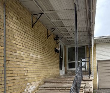 For Lease - 422 Lynett Crescent, Richmond Hill, Ontario - Photo 3