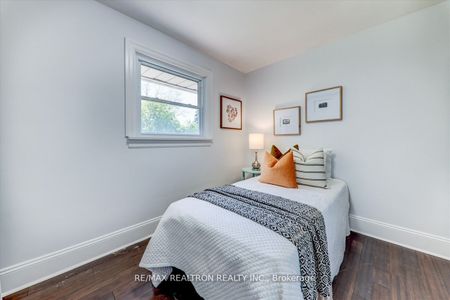 Detached Home For Lease | E8123160 - Photo 2