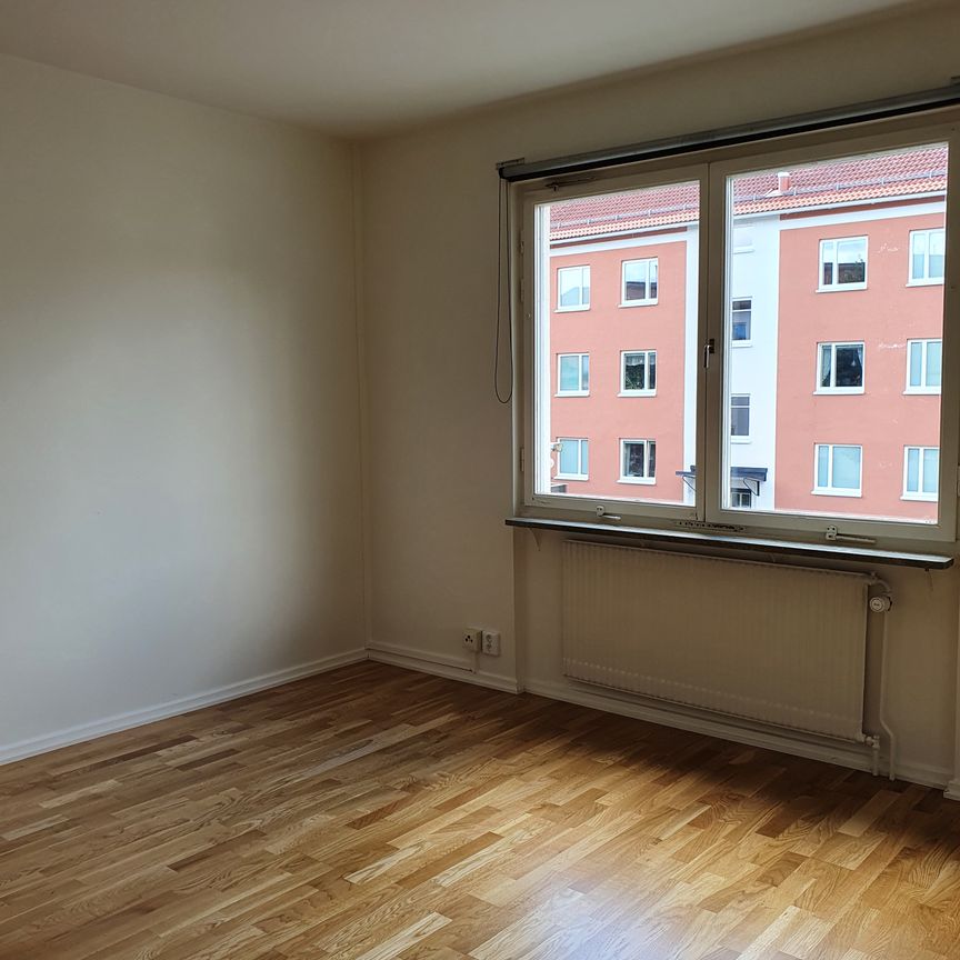 Odensvivägen, Köping - Photo 1