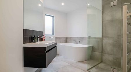 Townhouse on Victoria Ave! - Photo 5
