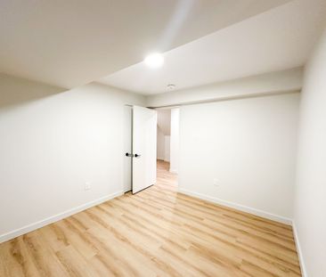 For Lease - 813 Groveland Avenue Unit# Bsmt, Oshawa, Ontario - Photo 6