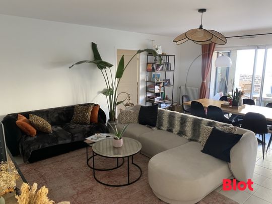 Location Appartement 4 pièces 98m² RENNES 35000 - Photo 1