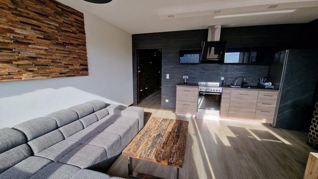 ZEITMIETVERTRAG - Teilmöblierte Wohnung! - Photo 1