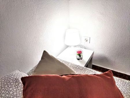 Carrer de Vázquez de Mella, Burjassot, Valencian Community 46100 - Photo 4