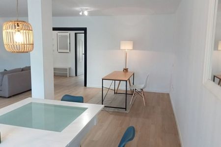 3 Bedroom Apartment For Rent in Nueva Andalucía, Málaga - Foto 2
