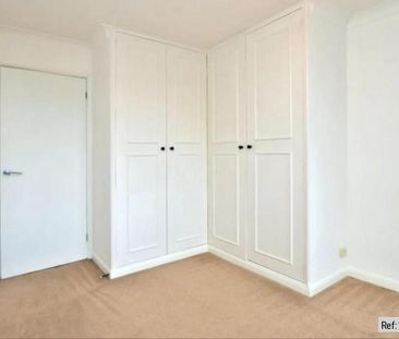 3 bedroom flat to rent - Photo 5