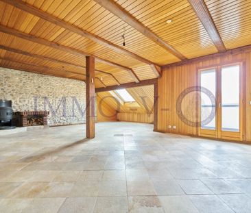 SPACIEUX AVEC CACHET ET BALCON AVEC VUE DEGAGEE - Foto 1