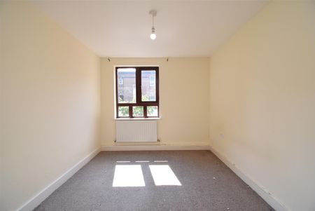 Woodlands Village, Off Manygates Lane, Sandal - Photo 2