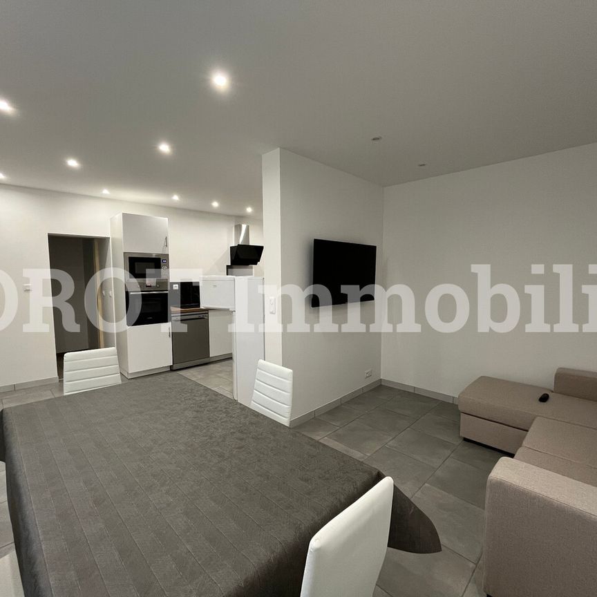 Location Appartement 3 pièces 55m² LAMASTRE 07270 - Photo 1