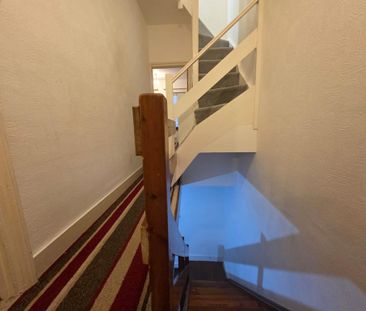 3 bedroom terraced house to rent - Photo 6