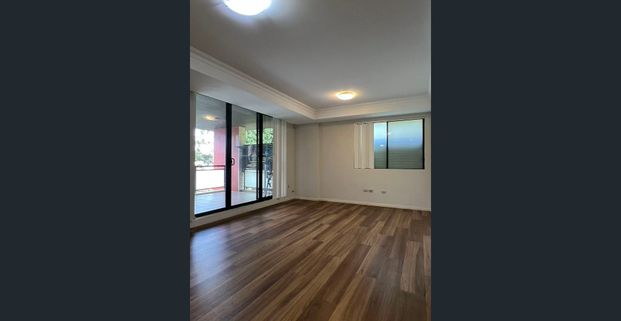 Spacious 4 Bed | 2 Bath | 2 Car | Large Covered Balcony | Floorboards Throughout | Storage Room - Photo 1