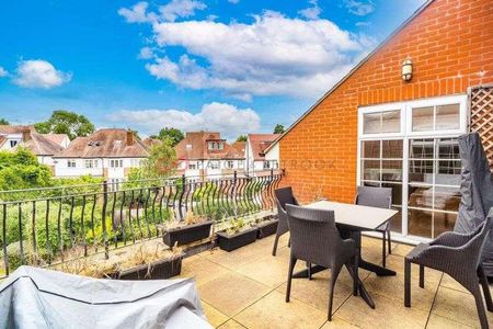 Eastcote Road, Pinner, Middlesex, HA5 - Photo 2