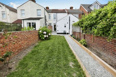 Woodstock Road, Gosport - Photo 5