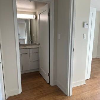 1BD 1BA, BBQ Area, Quartz countertops - Photo 1