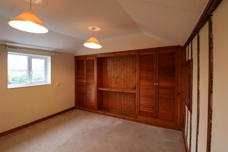 2 bedroom detached house to rent - Photo 3