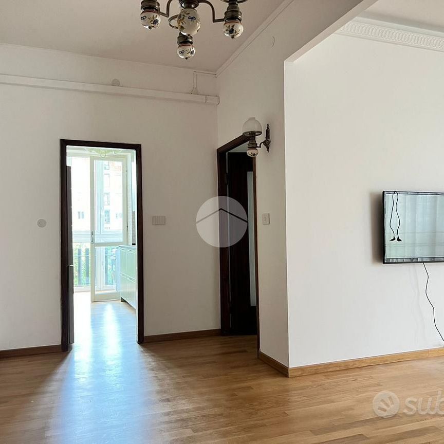 MONOLOCALE A MILANO - Photo 1