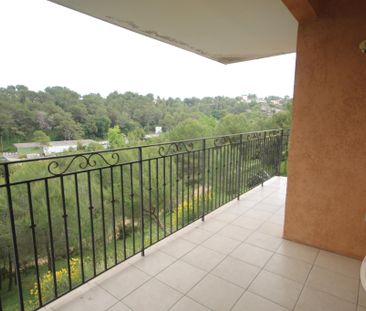 Location Appartement 2 pièces 45m² MOUGINS 06250 - Photo 3