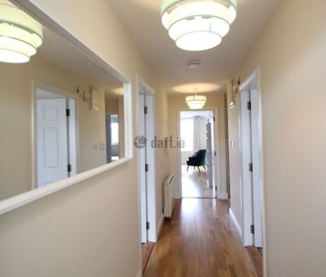 Apartment to rent in Galway - Photo 6