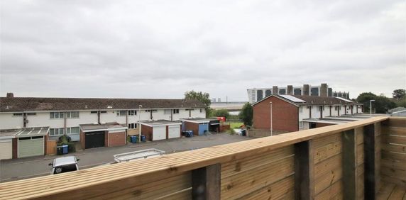 4 bedroom townhouse to rent - Photo 2