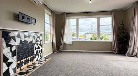 Sunny 3 Bedroom Home in Convenient Sunnyvale Location - Photo 5