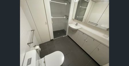 La Luna Apartment - Charming Split Level Apartment Central to all Amenities - Photo 4