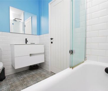 2 bedroom semi-detached house to rent - Photo 4