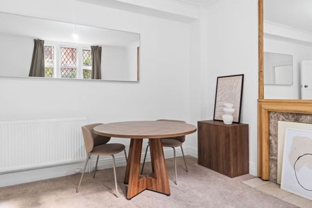 Kensington Church Street, Kensington, London, W8 4EZ - Photo 2