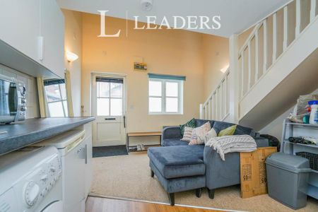 1 bedroom flat to rent - Photo 2