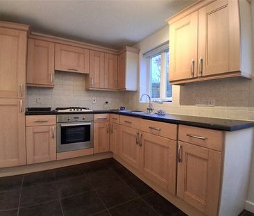 The Shaulders, Taunton, Somerset, TA2 - Photo 5