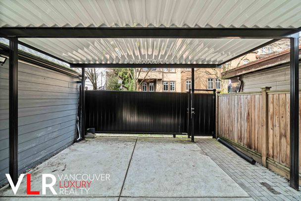 House in Vancouver West Side, British Columbia - Photo 1