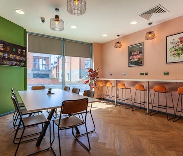 2 Bedroom flat - Photo 2