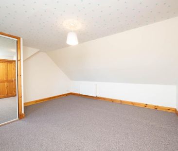 3 bedroom detached house to rent - Photo 6