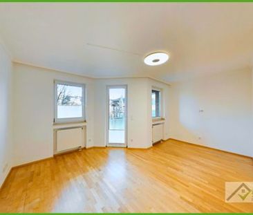 + 5PLUSIMMO + MODERNE 2-ZIMMER WOHNUNG MIT BALKON UND EBK IN ZENTRA... - Photo 1