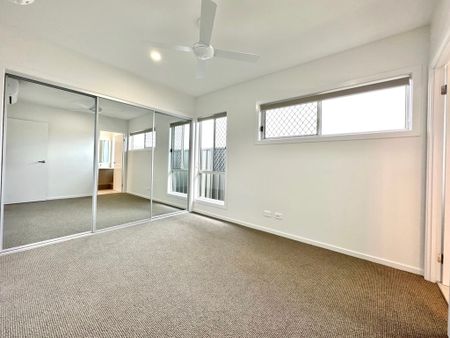 2/4 Goadsby Street, Cameron Park - Photo 4