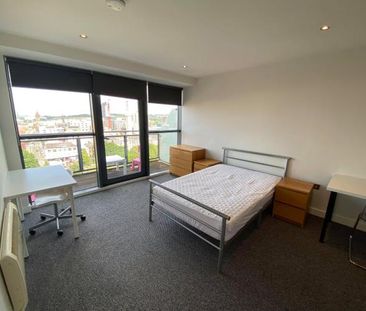 Student Apartment 3 bedroom, City Centre, Sheffield - Photo 5