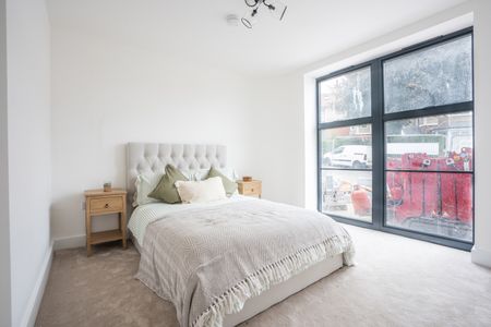 5 Burnaby Road - Photo 5