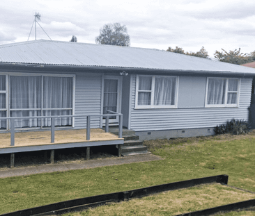 Welcome to 57 Ewert, a charming 3-bedroom - Photo 4